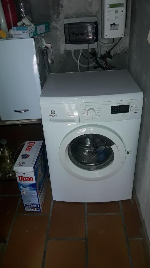Ground Floor,top Level Appartement