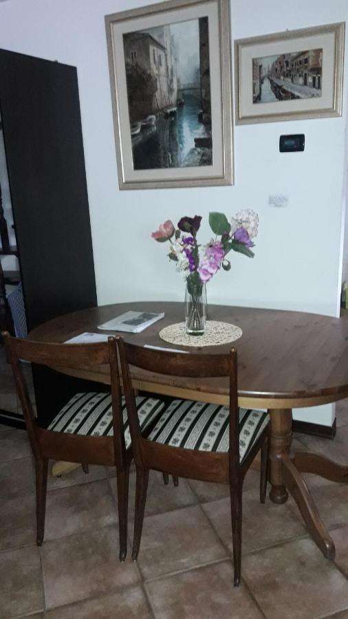 Ground Floor,top Level Apartment Padova